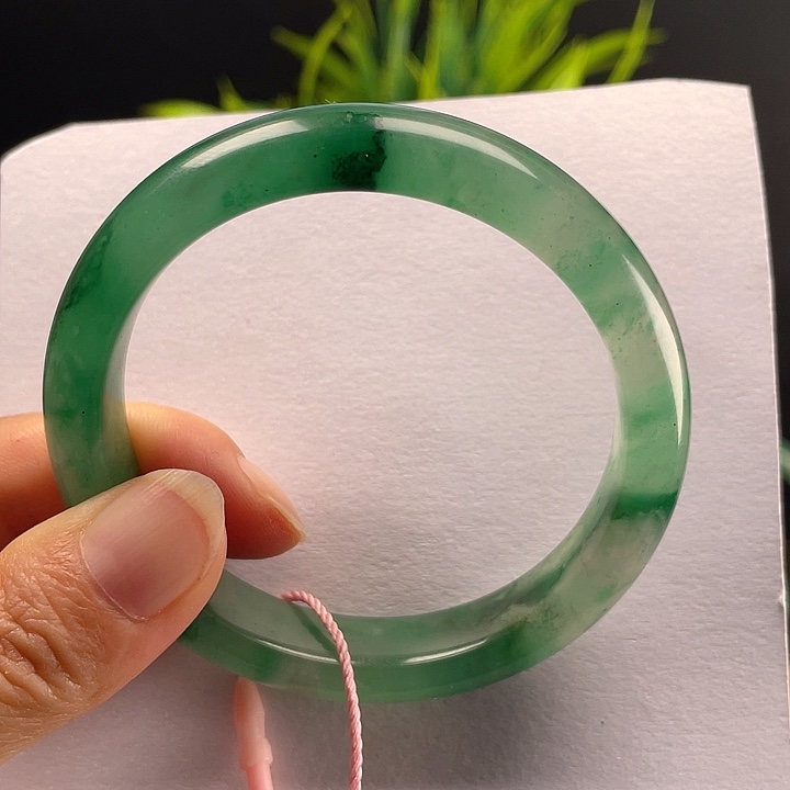 石英质玉手镯未镶嵌55