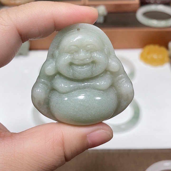 石英质玉颈饰未镶嵌
