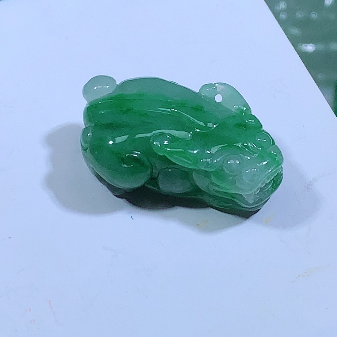 翡翠颈饰未镶嵌缅甸翡翠