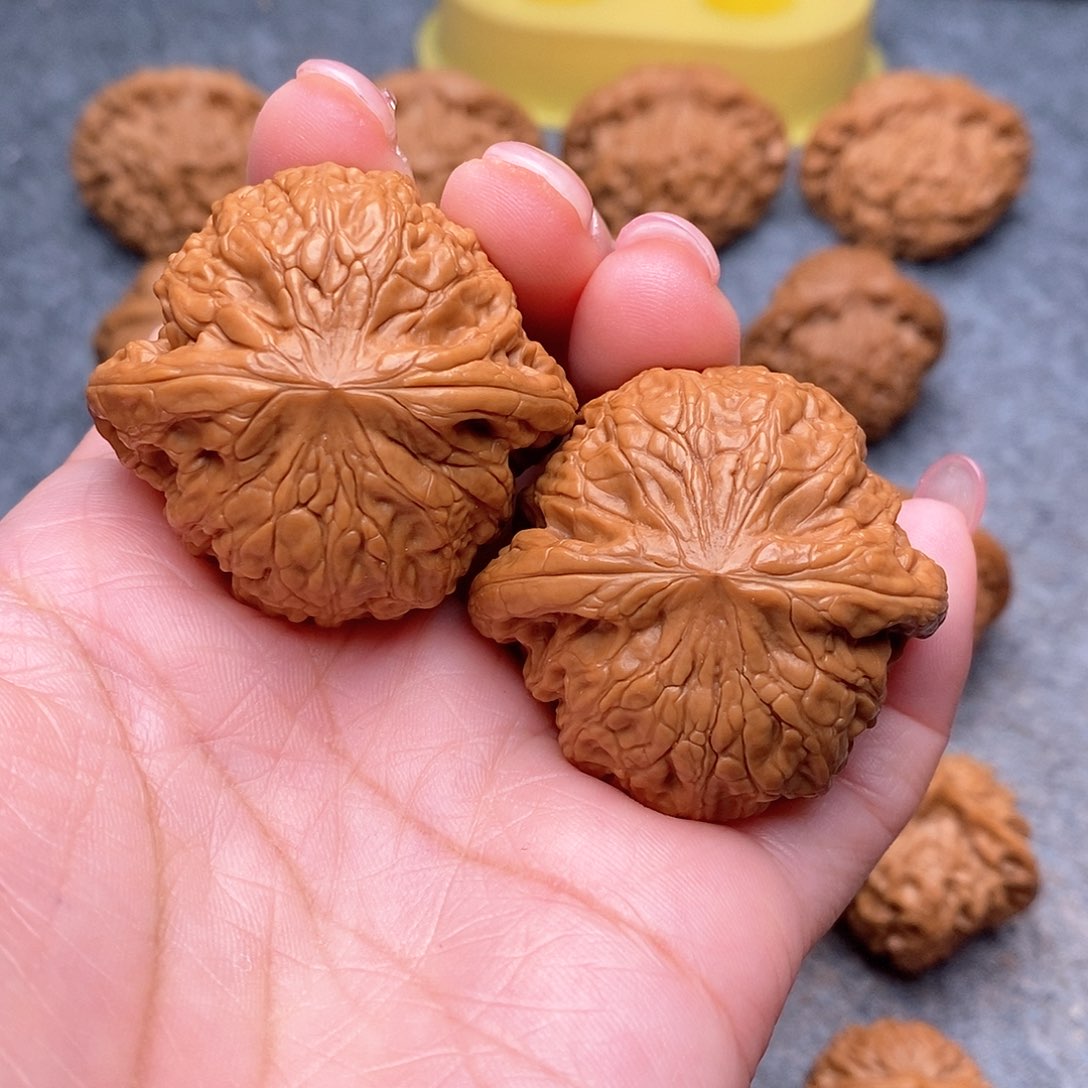 文玩核桃把件精品铁锤妹妹42全品