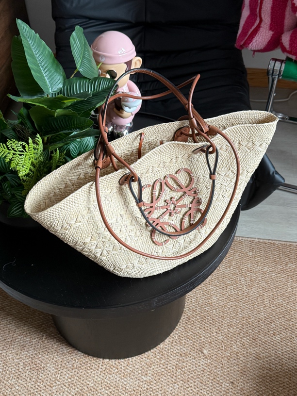 95新 LOEWE/罗意威 牙牙 藤编大logo菜篮子
