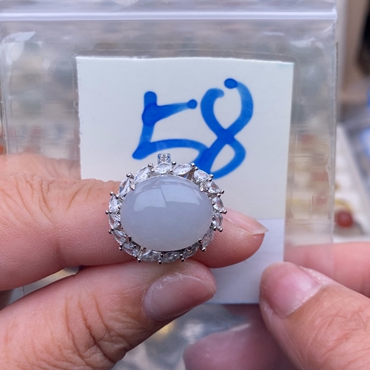 未镶嵌戒指翡翠缅甸