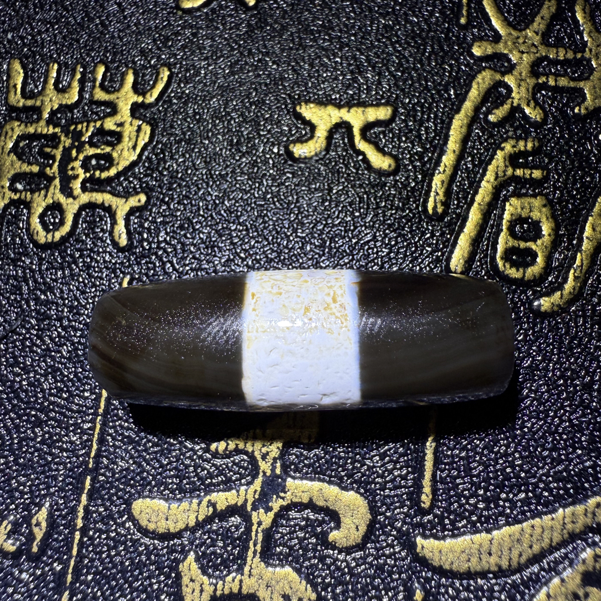 尼泊尔黑白一线珠