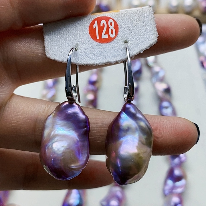 银S925镶嵌耳饰淡水珍珠