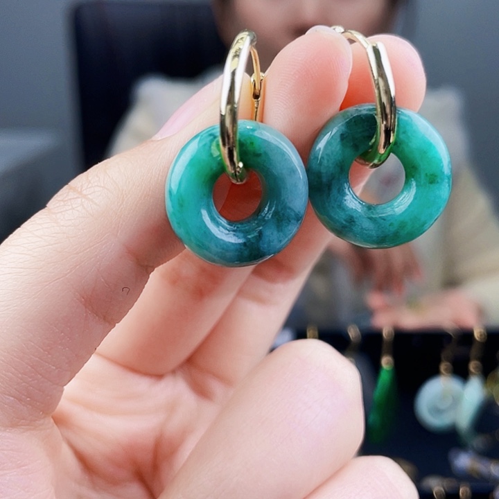 翡翠耳饰未镶嵌饰品