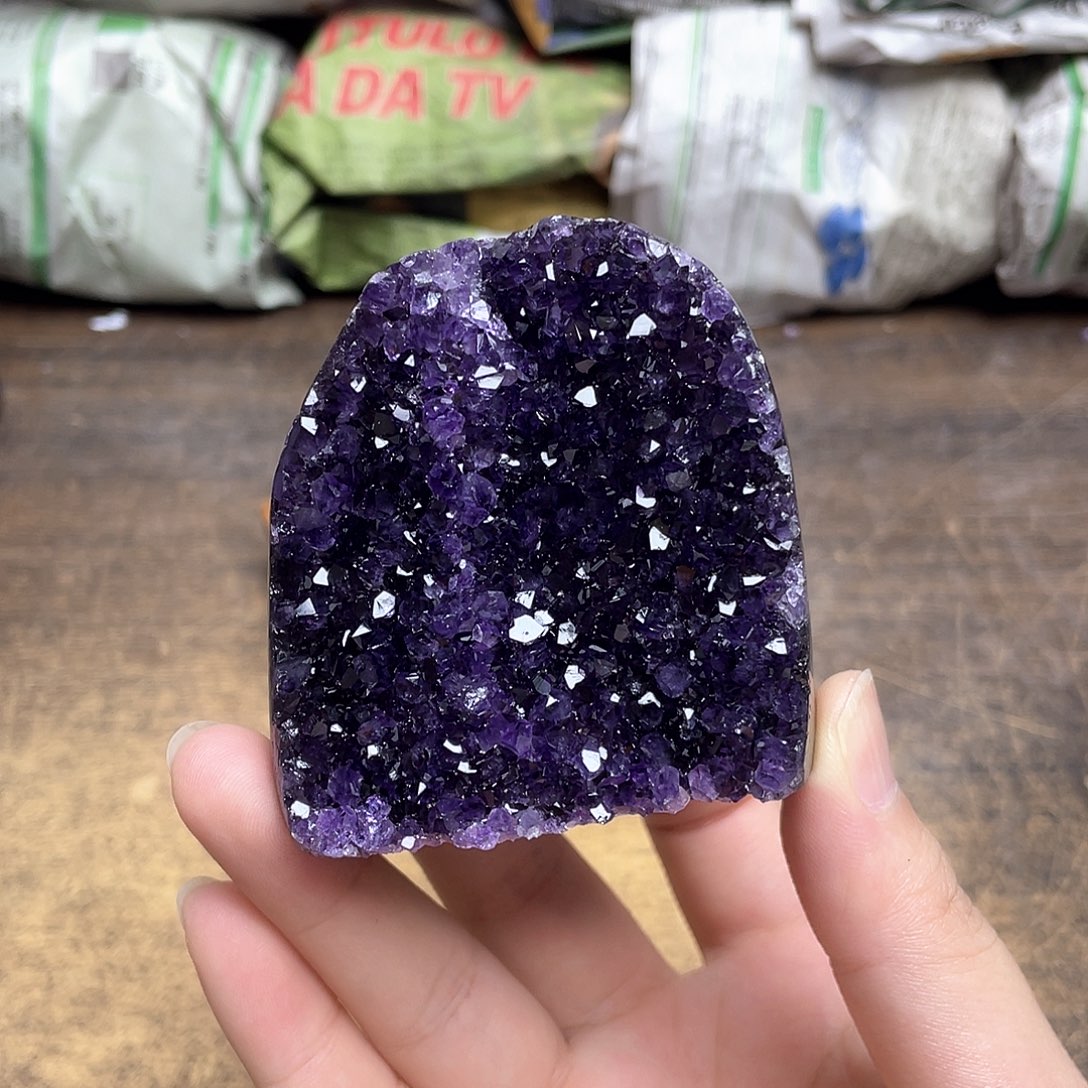 未镶嵌紫晶大型摆件（非配饰）