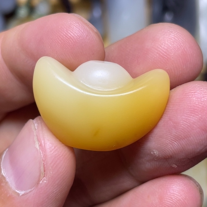 盛***鸟颈饰未镶嵌和田玉