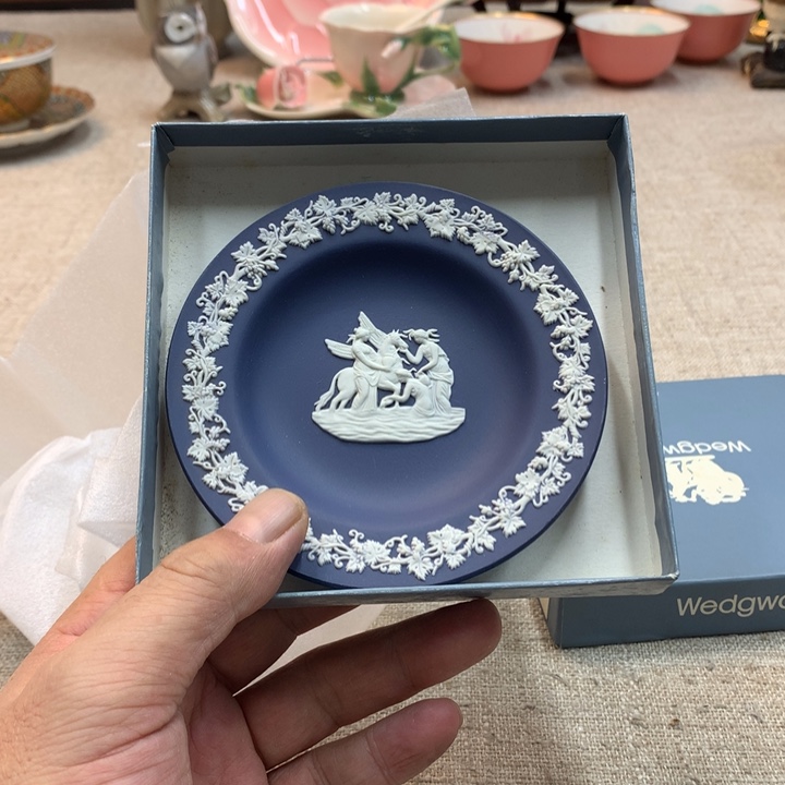 金瓷阁家的美丽瓷器