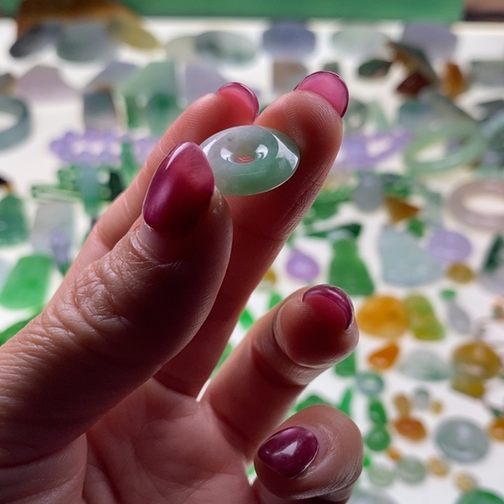 翡翠未镶嵌挂件天然翡翠