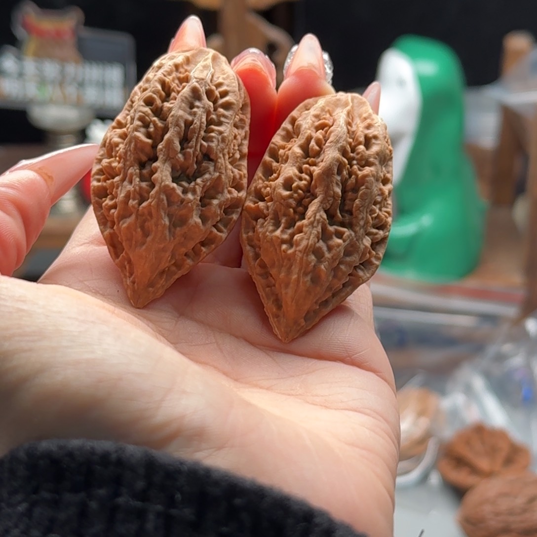 文玩核桃把件关东木子楸百核124