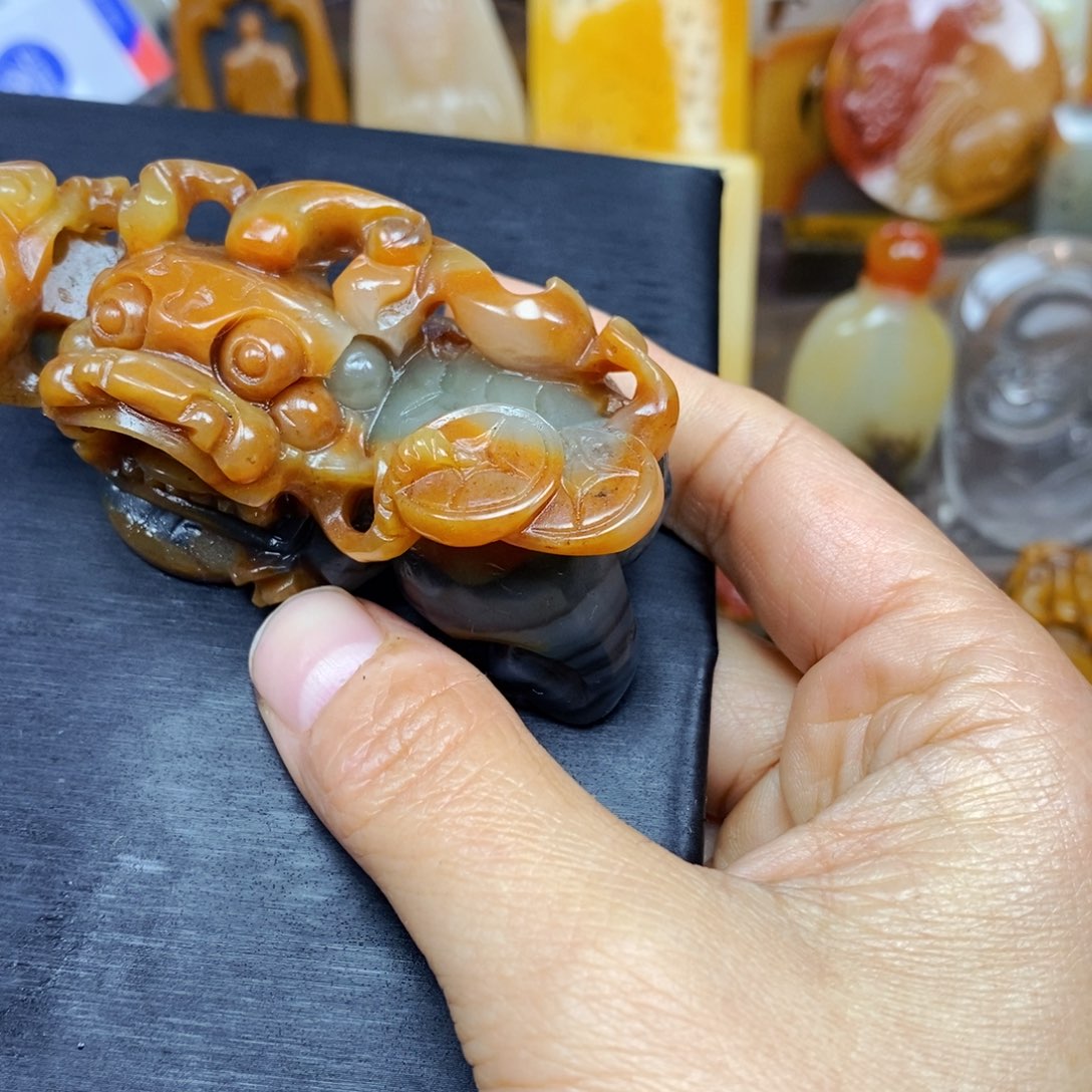 石英质玉颈饰未镶嵌