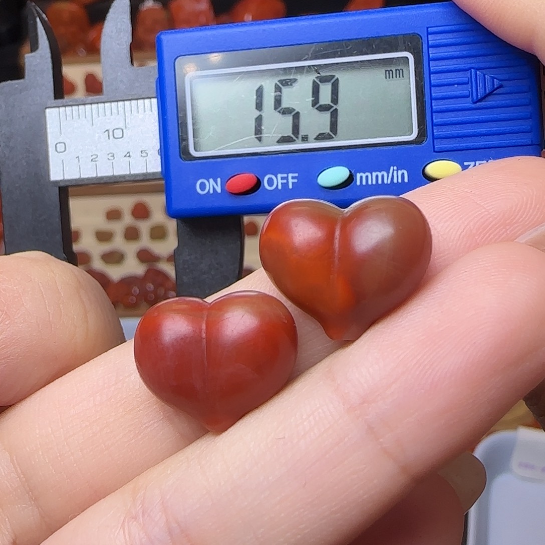 南红玛瑙未镶嵌颈饰