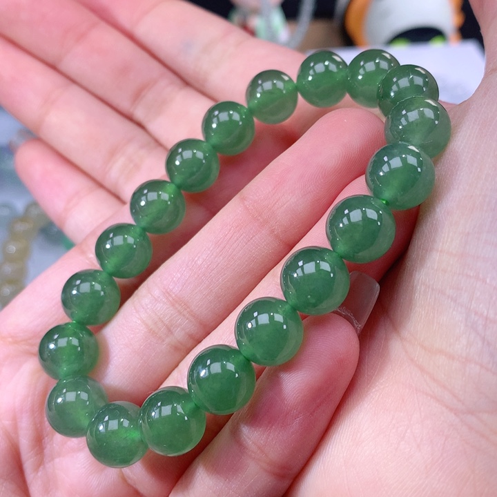 翡翠手链未镶嵌翡翠