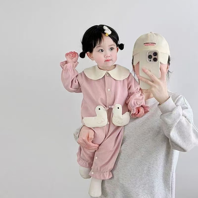 婴儿衣服春秋装连体衣女宝宝公主外出服哈衣爬服新生儿春秋抱衣新