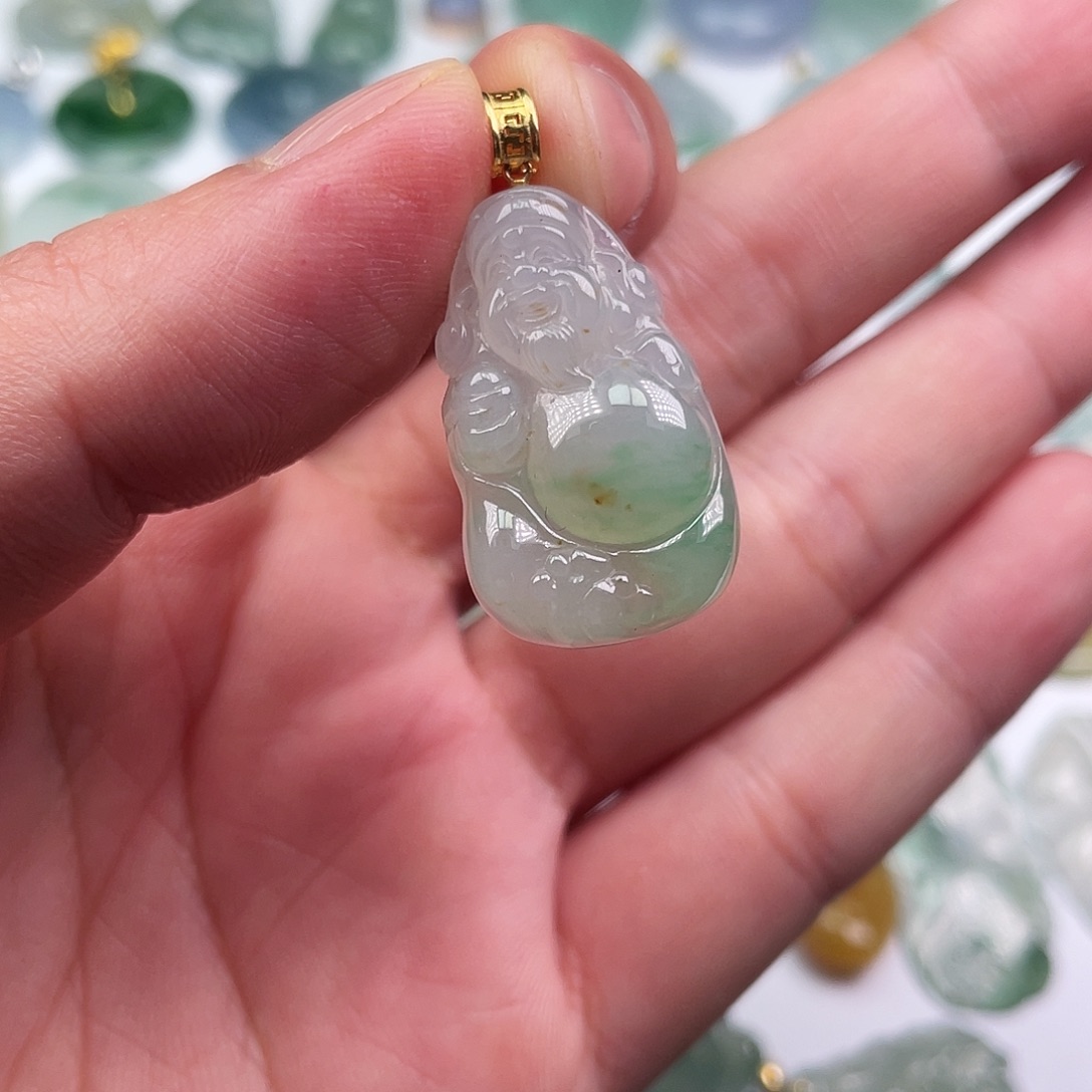 好***好翡翠18K金镶嵌颈饰翡翠