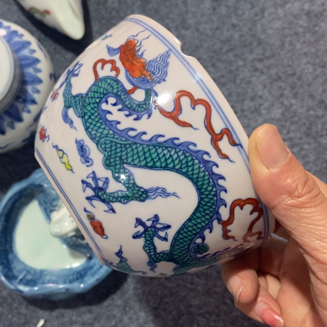 大*哥源哥陶瓷艺术家的