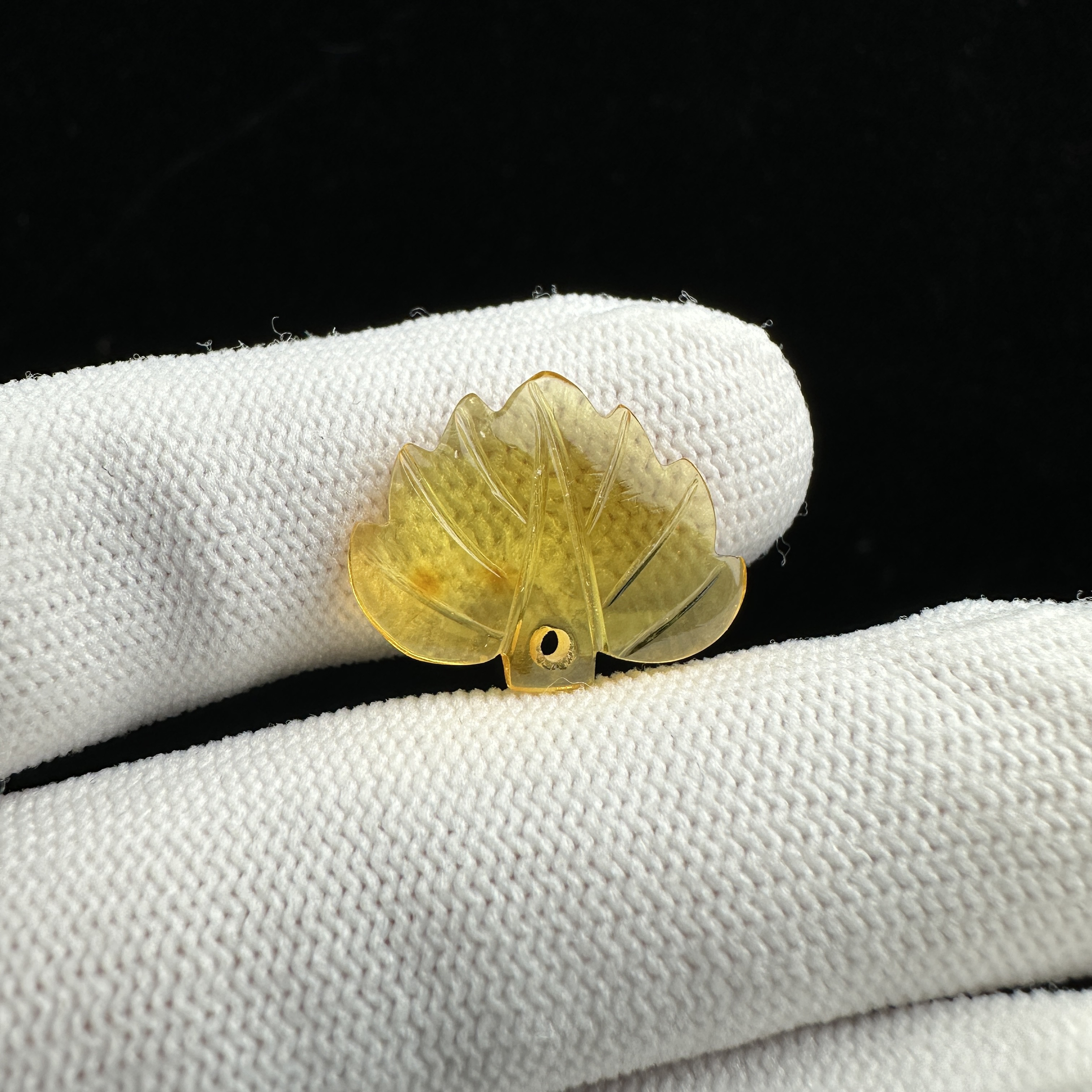 B8354天然原矿蜜蜡 树叶瑕疵特价19.5*15.4mm支持鉴定假一罚十