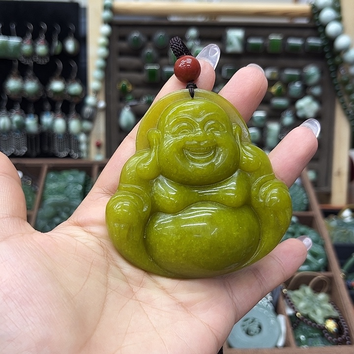 未镶嵌蛇纹石玉颈饰