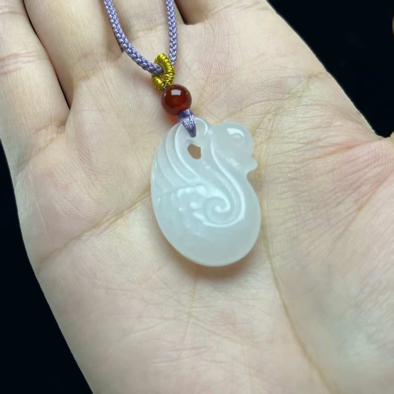 天然玉石天山翠天鹅小吊坠配绳多样性发货