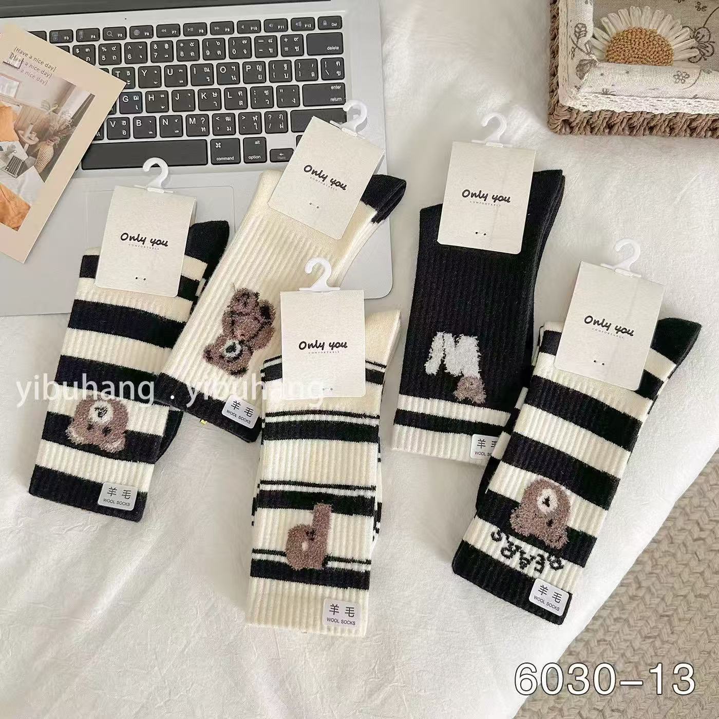 【锐姐优选】[冬季高邦小洋女袜]加厚冬季高邦时尚舒适中筒袜子