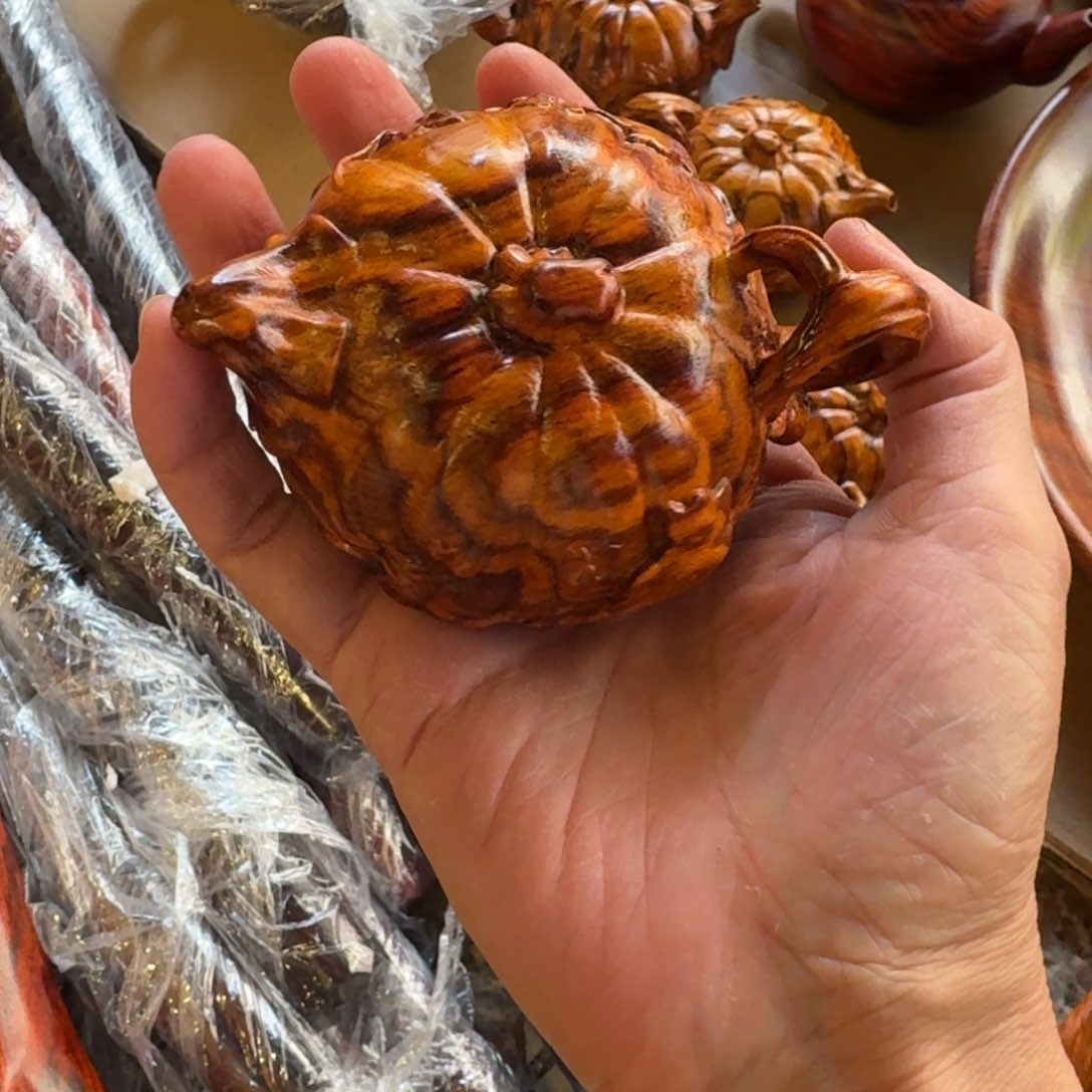 黄花梨/降香黄檀越黄南瓜把把壶