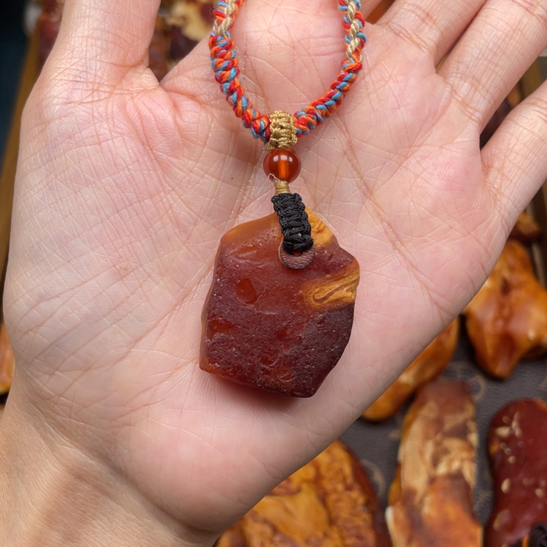 琥珀未镶嵌珠宝奇石