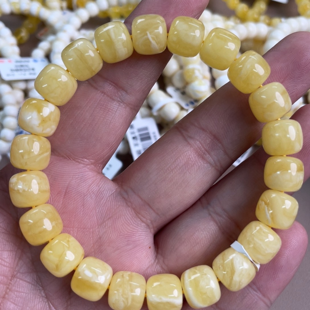 琥珀裸石未镶嵌0480000000000