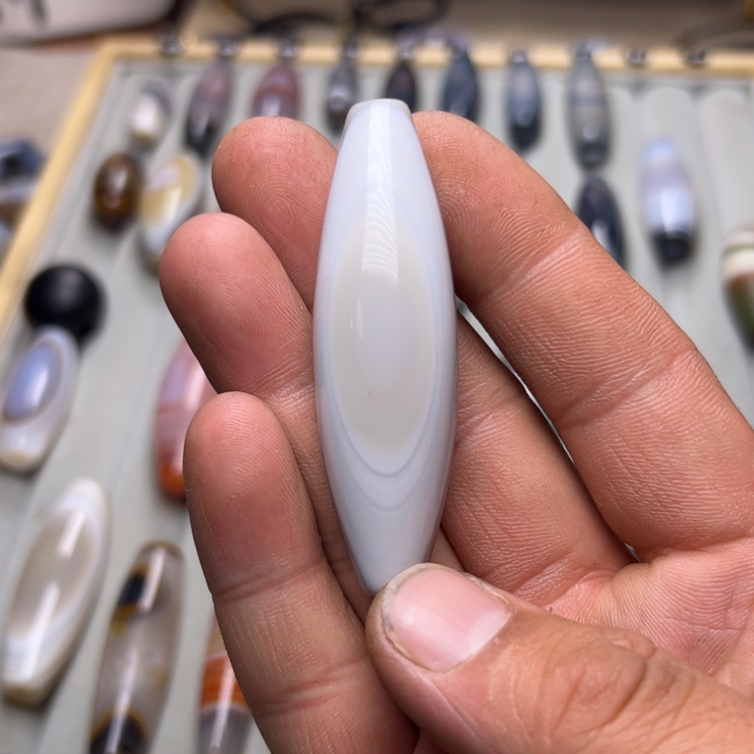 玛瑙/玉髓颈饰合金