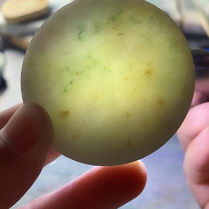 翡翠挂件未镶嵌毛料96