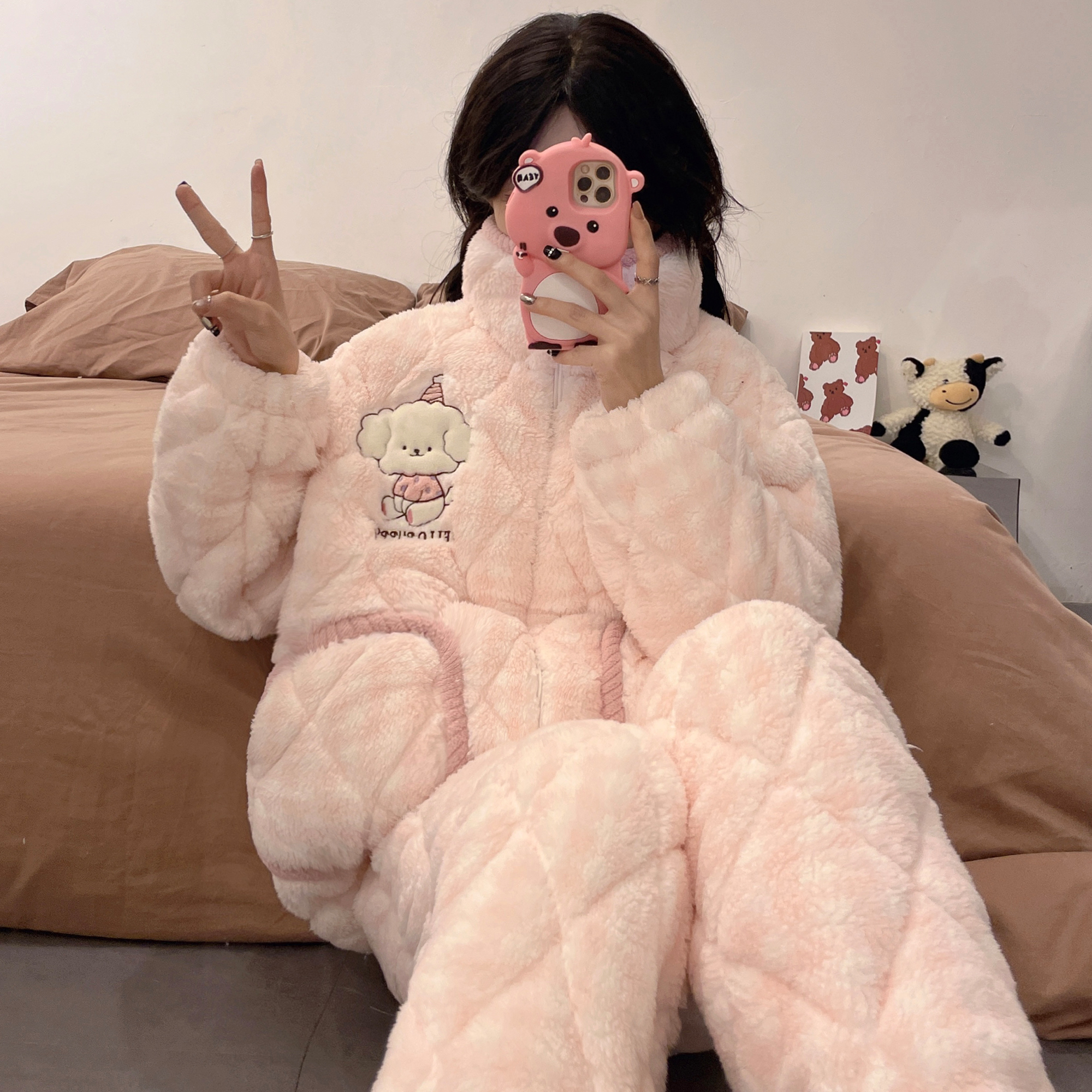 睡衣女秋冬季三层夹棉加厚珊瑚绒卡通拉链保暖2025新款冬天家居服