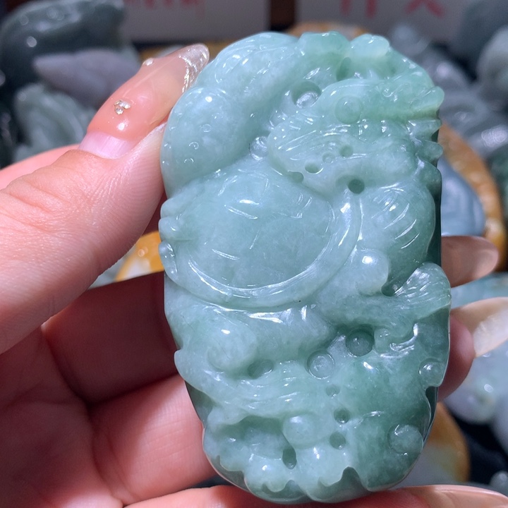 翡翠未镶嵌颈饰保真天然A货翡翠