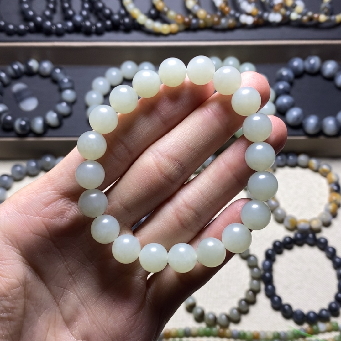 和田玉未镶嵌手链