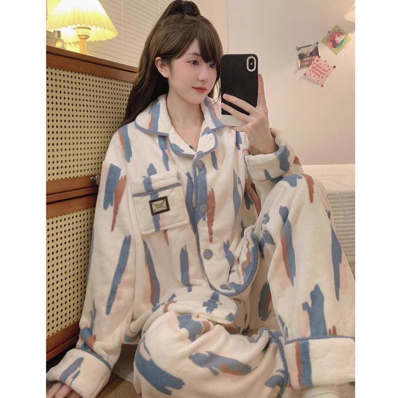 2025年新款法兰绒加厚保暖风家居服套装秋冬季女款高级感睡衣 443