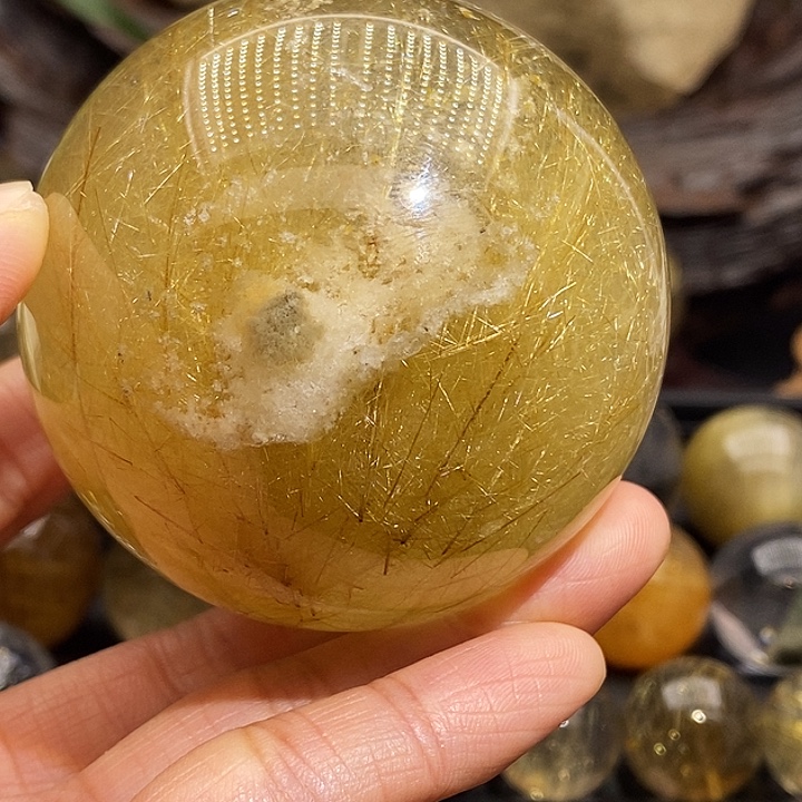 枫***红水晶珠宝半成品未镶嵌