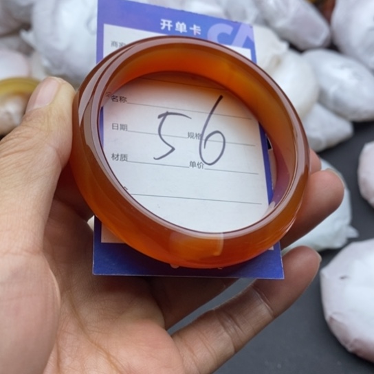 石英质玉未镶嵌手镯