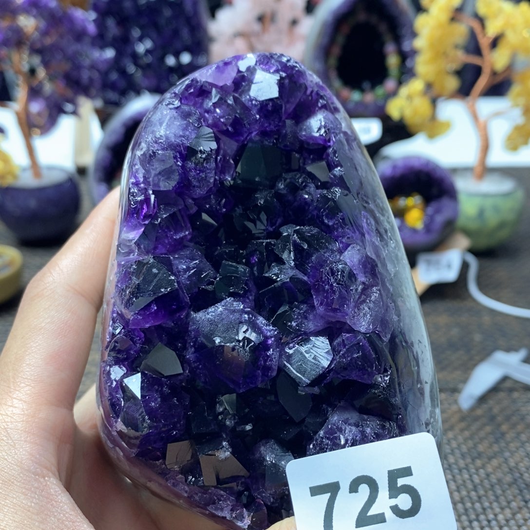 紫晶大型摆件（非配饰）未镶嵌
