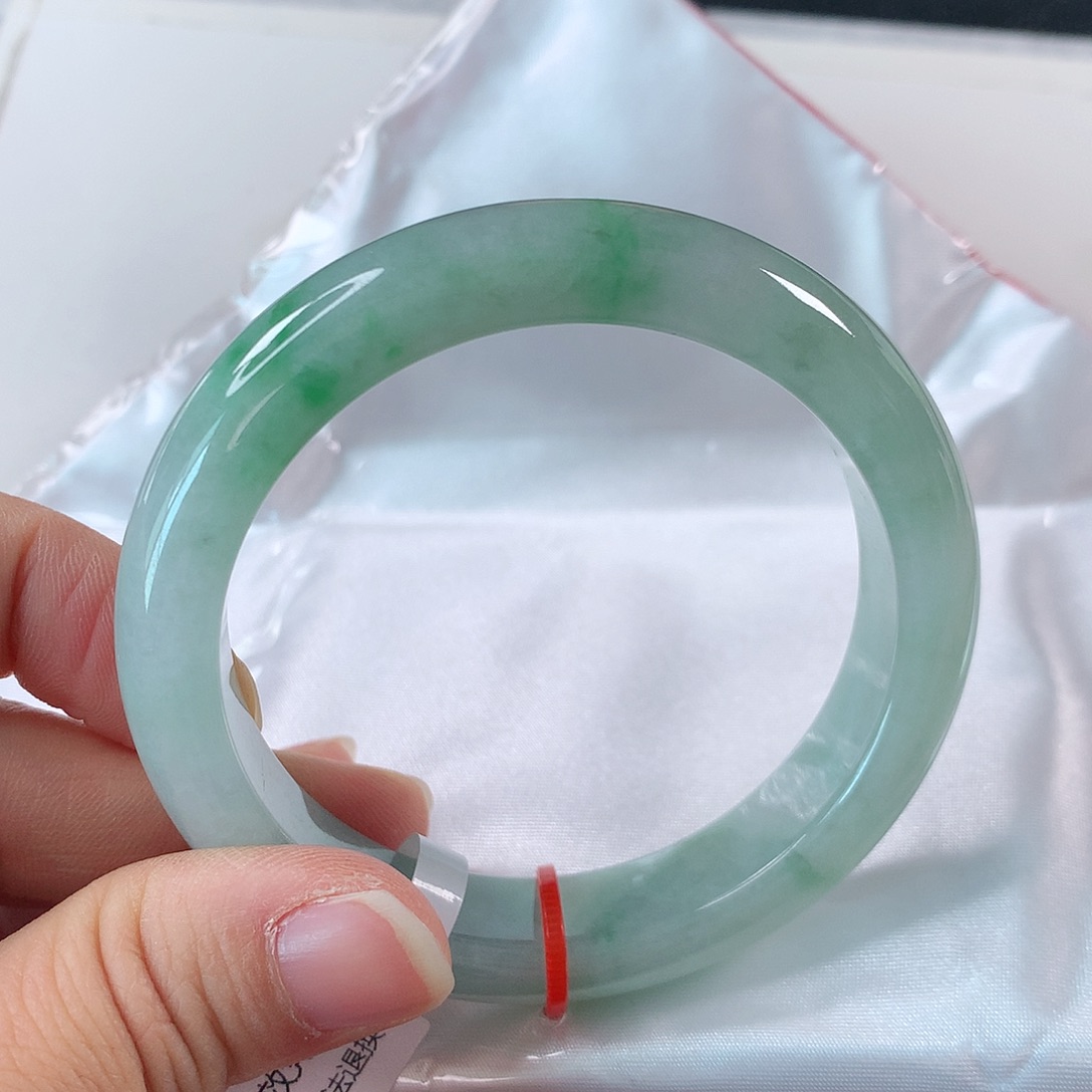 翡翠手镯未镶嵌①③②