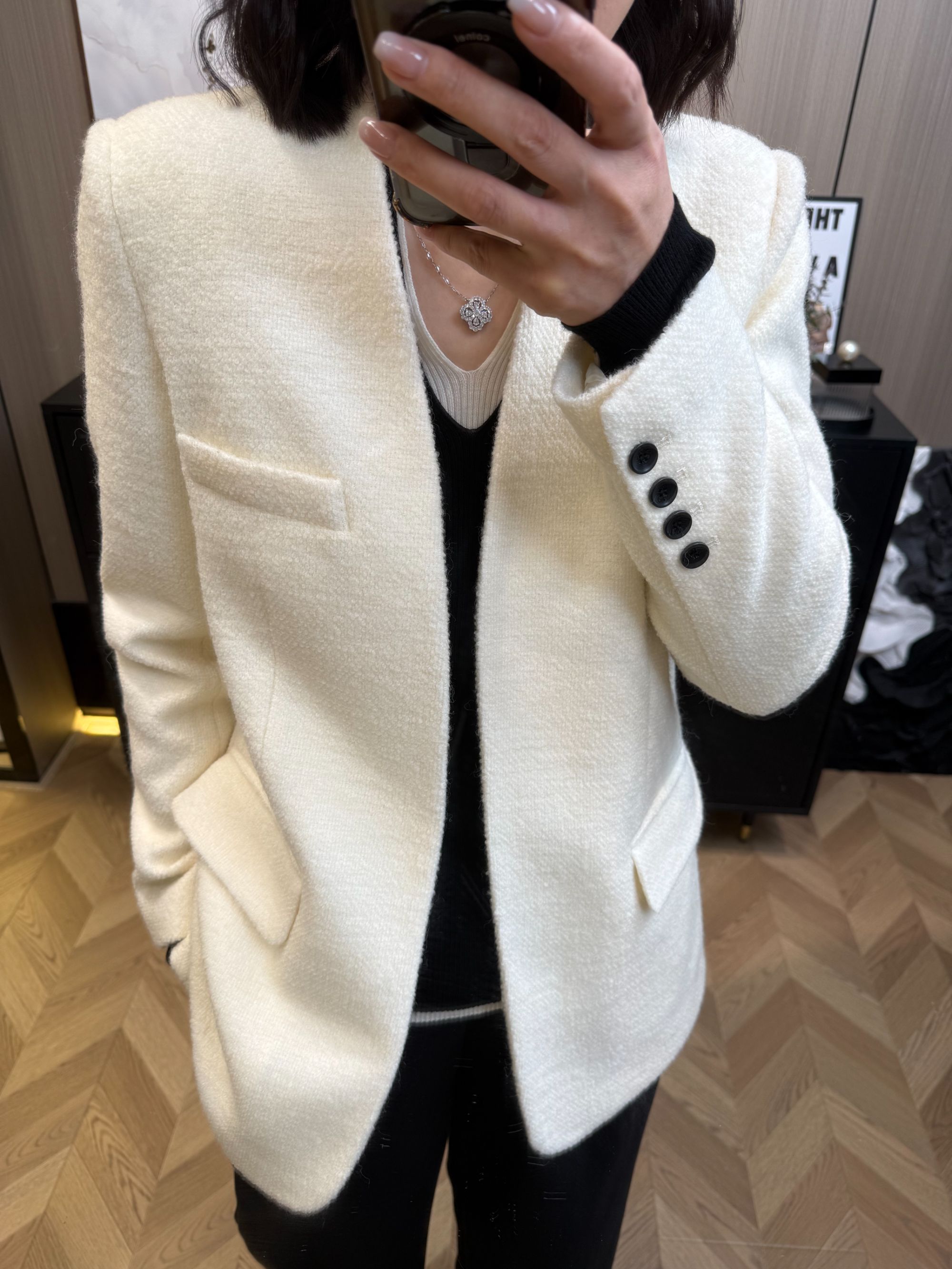 【艾米AMY-上衣】秋冬新款V领H型羊毛极简显瘦都市西装外套25120