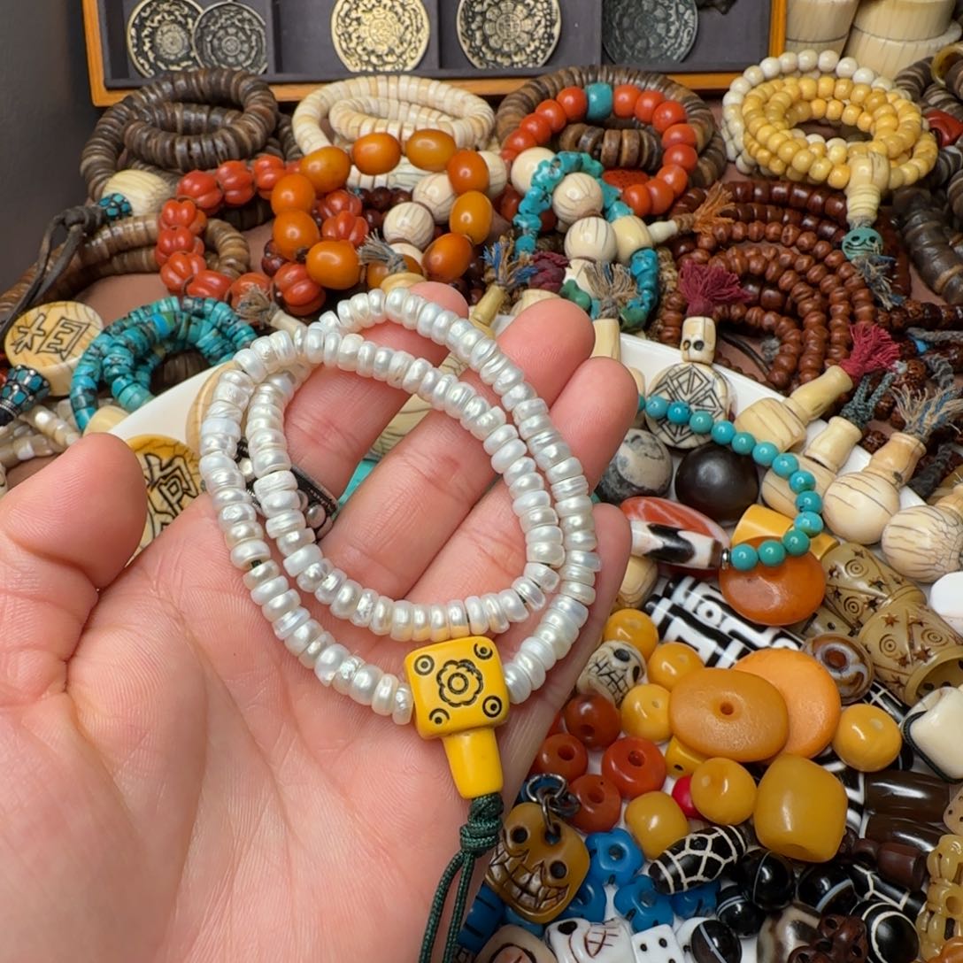 贰***皮大叶紫檀（黑酸枝木类）