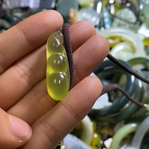 岫玉颈饰未镶嵌多样性发货