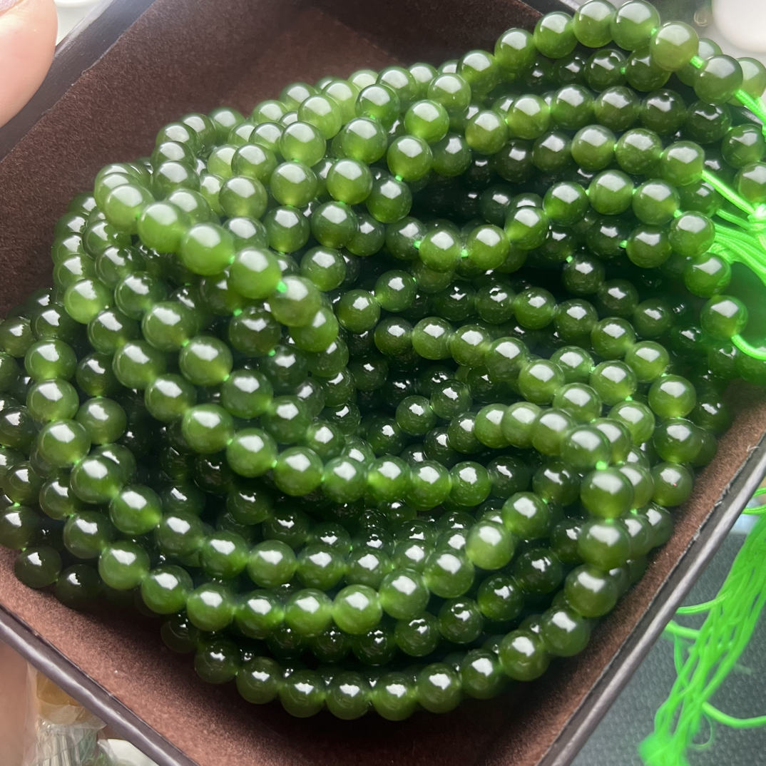 天然和田玉俄料碧玉菠菜绿针尖黑点6的108多样性发货拍一发一