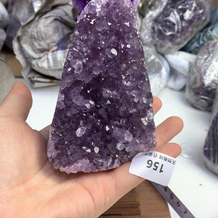 紫晶大型摆件（非配饰）未镶嵌