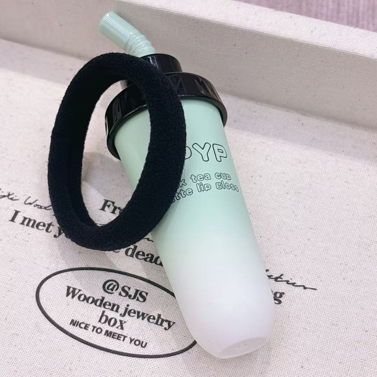 泡菜国奶茶红红发圈