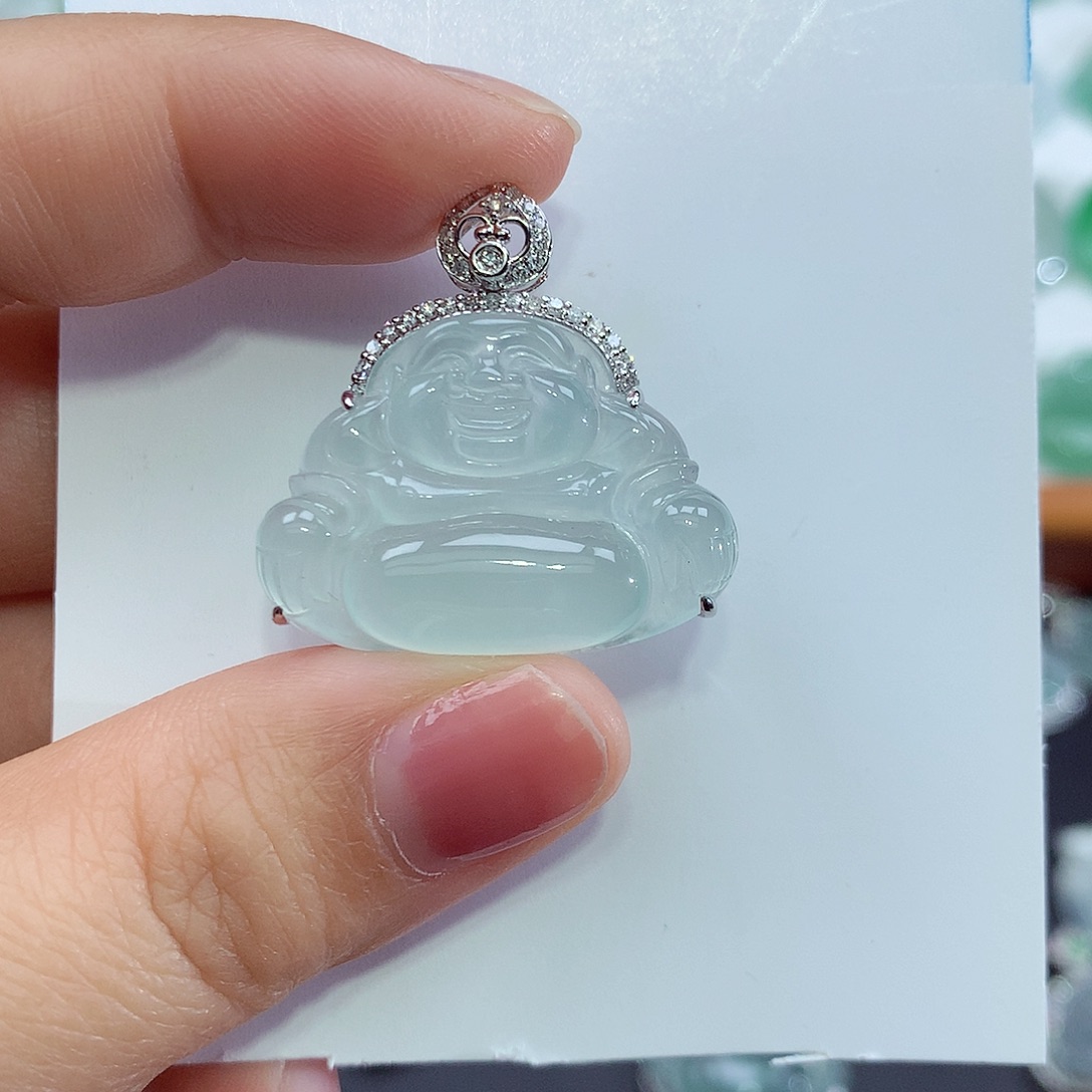 翡翠18K金镶嵌颈饰佛公