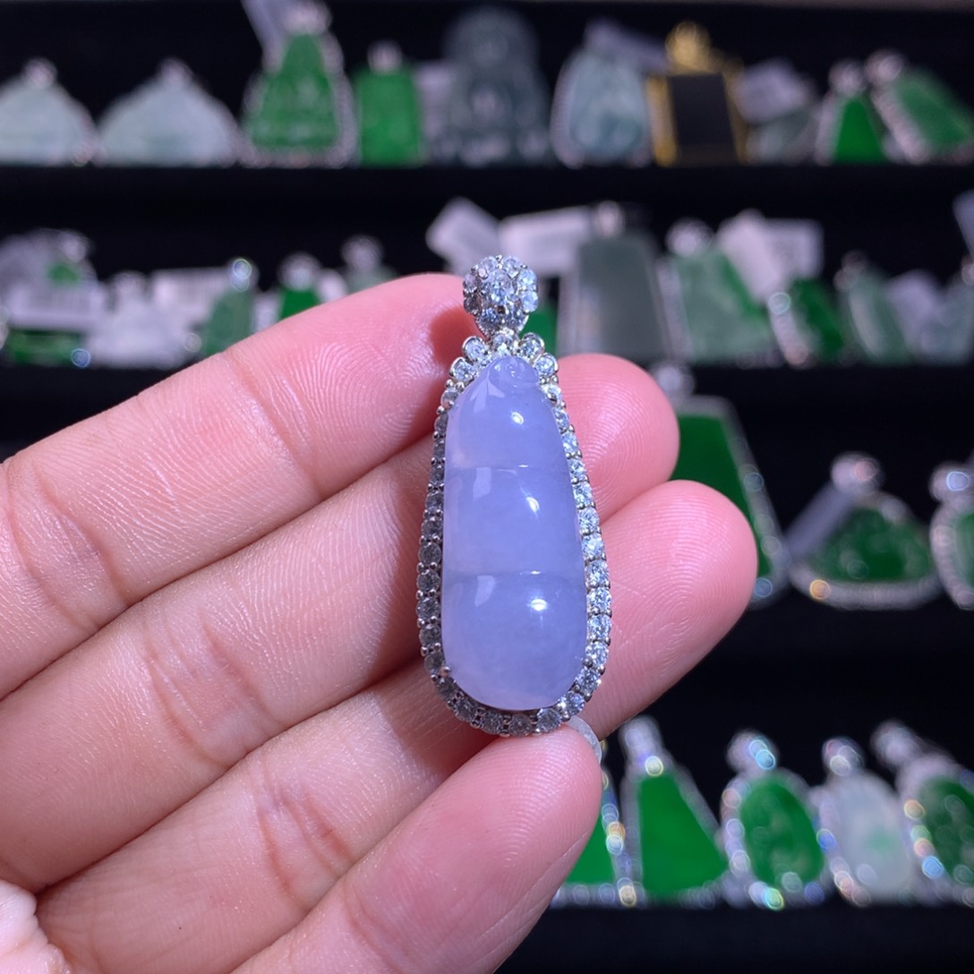 【闪购商品】颈饰银S925镶嵌翡翠