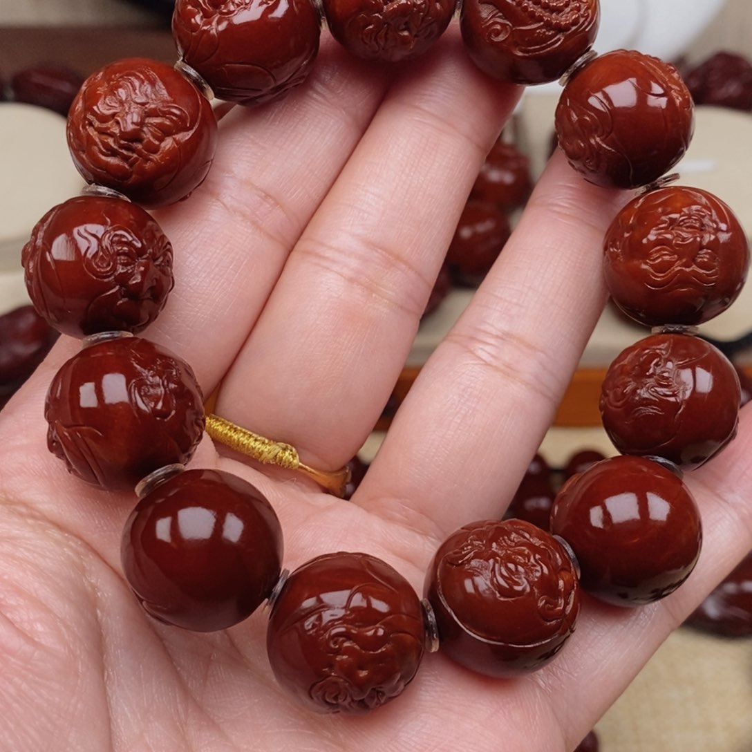 橄榄核吊坠军十八罗汉