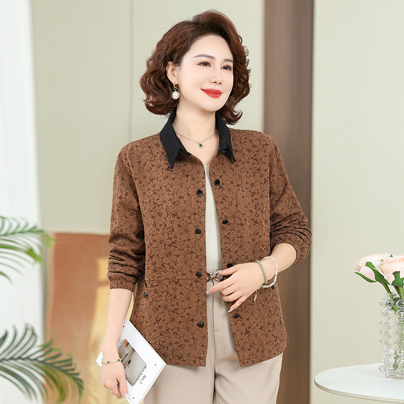 妈妈新款休闲外套翻领短款夹克中老年百搭女装显瘦洋气上衣女装