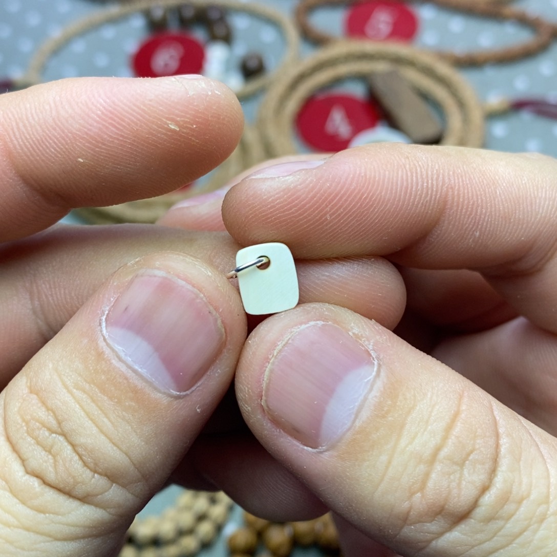 柏香籽/百香籽吊坠猛犸侧挂7mm