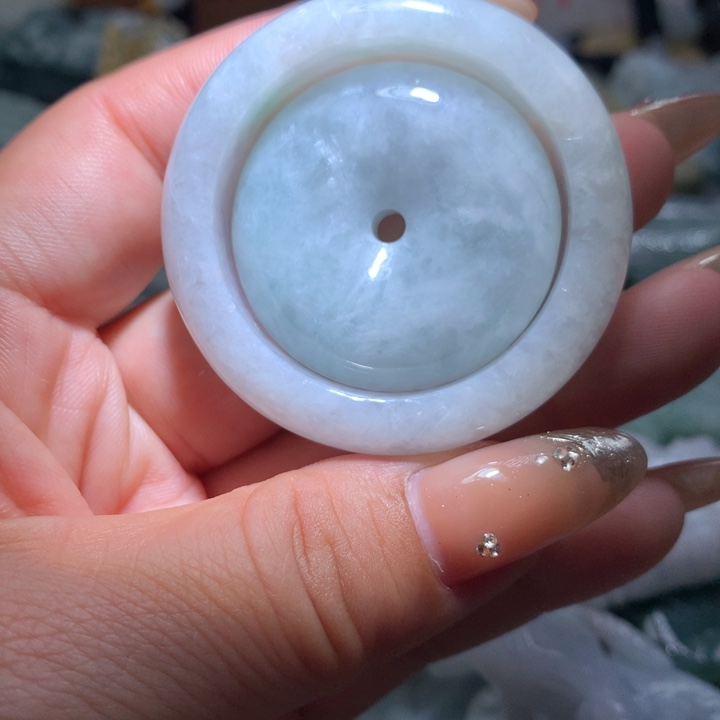翡翠未镶嵌颈饰保真天然A货翡翠
