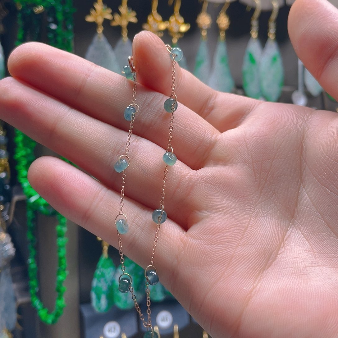 翡翠未镶嵌耳饰翡翠